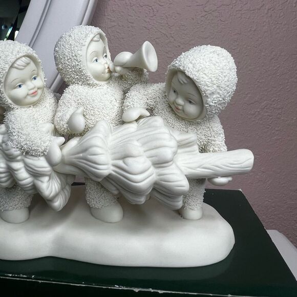 Snowbabies Hi-Ho Hi-Ho to Frolic Land We Go - Picture 11 of 16